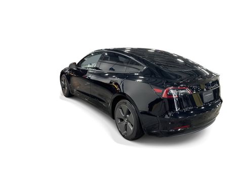 Certified 2023 Tesla Model 3 Standard Range RWD image 4