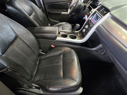 Used 2014 Ford Edge SEL w/ Equipment Group 205A image 16