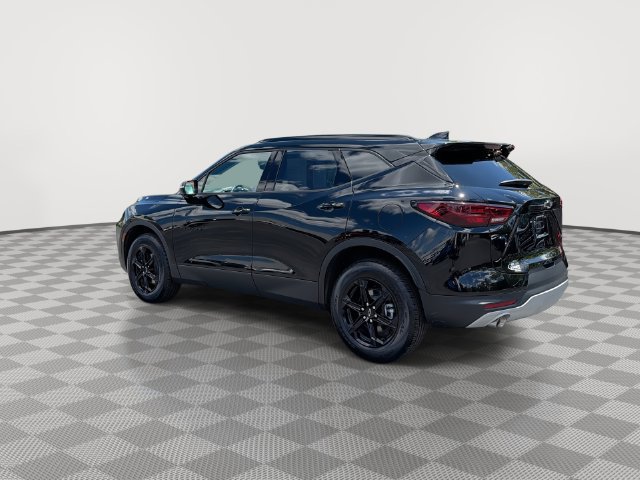 Certified 2026 Chevrolet Blazer LT w/ Midnight/Sport Edition AWD/4WD image 8