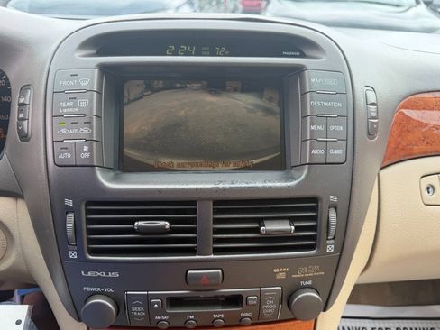 Used 2005 Lexus LS 430 RWD image 25
