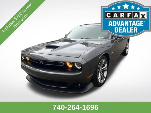 Used 2022 Dodge Challenger R/T RWD image 1