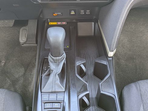Used 2025 Toyota Camry LE FWD image 19