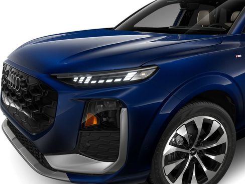 Certified 2026 Audi Q3 quattro 2.0T AWD/4WD image 6