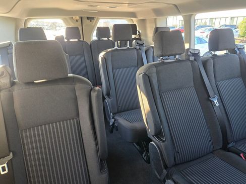 Used 2019 Ford Transit 350 XLT image 25