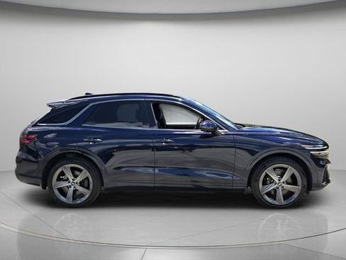 Certified 2023 Genesis GV70 2.5T w/ Sport Prestige Package AWD/4WD image 5