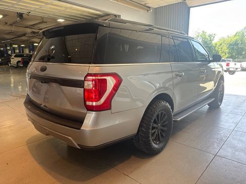Used 2021 Ford Expedition Max XLT AWD/4WD image 3