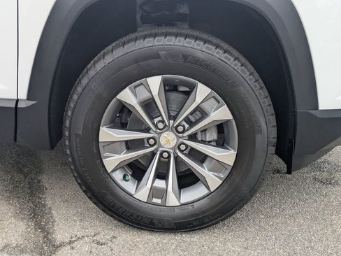 New 2026 Chevrolet Equinox LT w/ Convenience Package II image 12