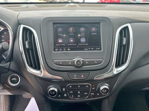 Used 2024 Chevrolet Equinox LT FWD image 16