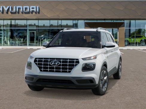 New 2025 Hyundai Venue SEL image 6