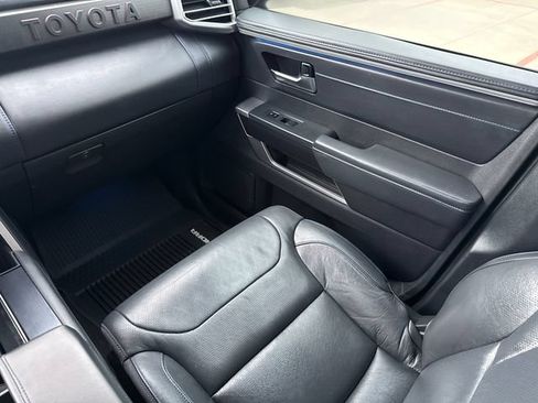 Used 2022 Toyota Tundra Platinum AWD/4WD image 15