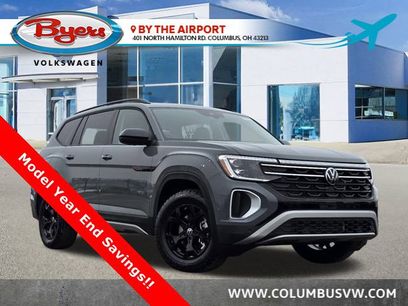 New 2025 Volkswagen Atlas Peak Edition SE