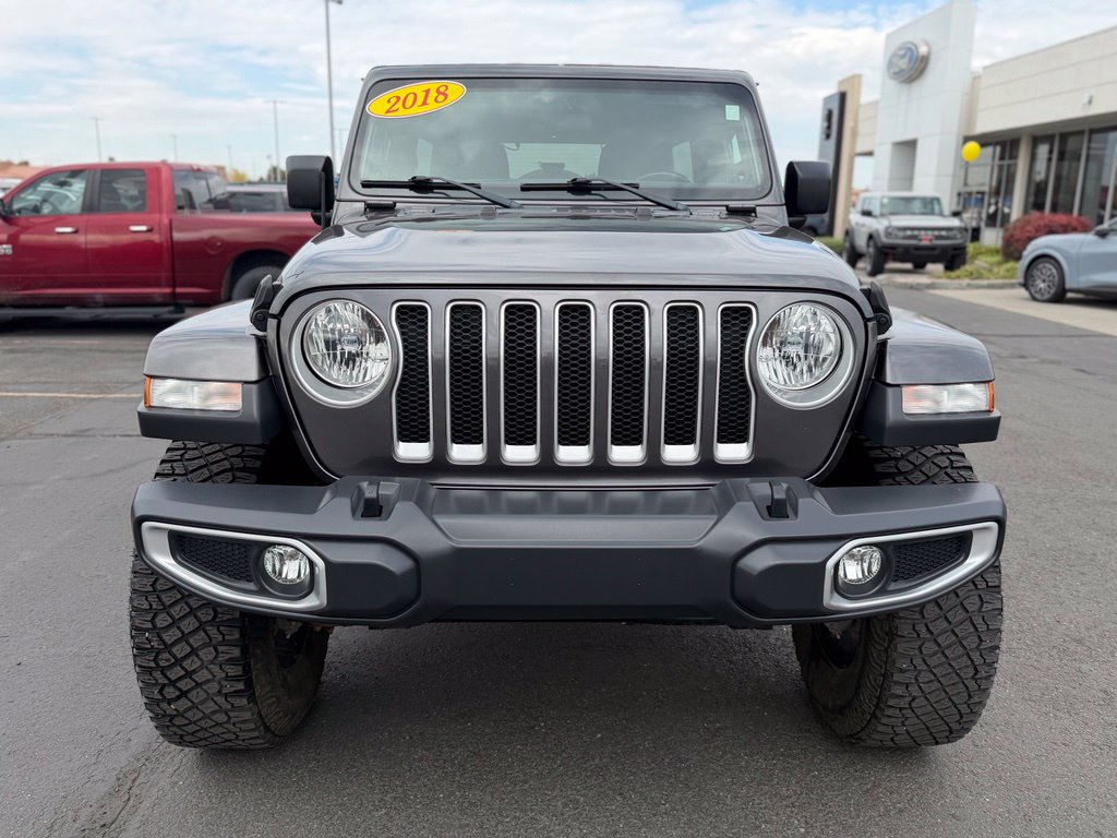 Used 2018 Jeep Wrangler Unlimited Sahara AWD/4WD image 8