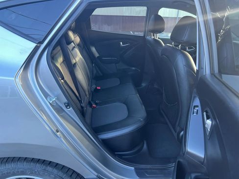 Used 2012 Hyundai Tucson GLS image 25