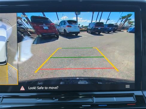 Used 2025 Volkswagen Atlas Cross Sport SEL Premium R-Line image 31