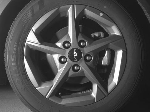 Used 2025 Kia K4 FWD image 13
