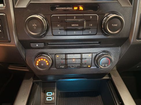 Used 2018 Ford F150 XLT w/ Equipment Group 302A Luxury AWD/4WD image 20