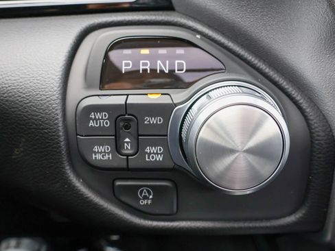 New 2026 RAM 1500 Laramie AWD/4WD image 30