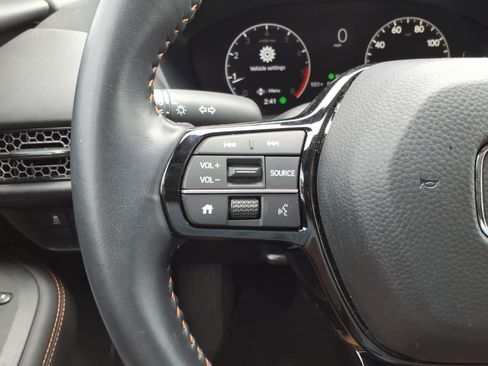 Used 2025 Honda HR-V Sport image 17