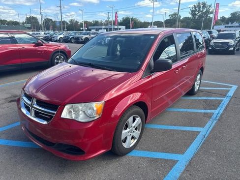 Used 2013 Dodge Grand Caravan SE FWD image 1