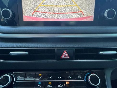 Used 2021 Hyundai Sonata SE FWD image 16