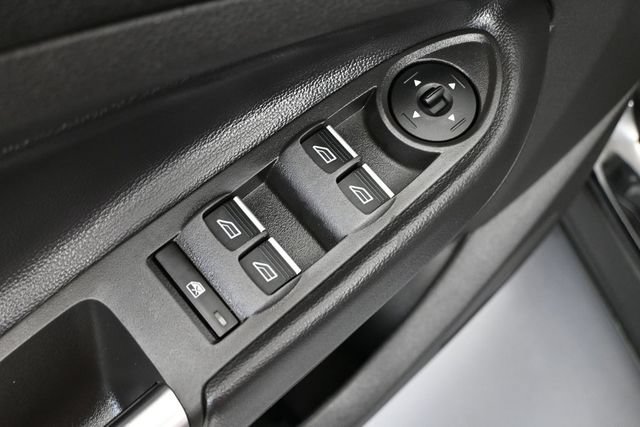 Used 2019 Ford Escape SE FWD image 14