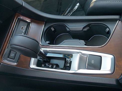 Certified 2025 Subaru Ascent Touring w/ Popular Package #2 image 27