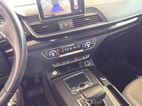 Used 2018 Audi Q5 2.0T Premium Plus w/ Premium Plus Package AWD/4WD image 24