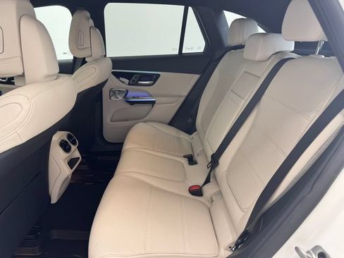 Certified 2026 Mercedes-Benz GLC 300 image 21