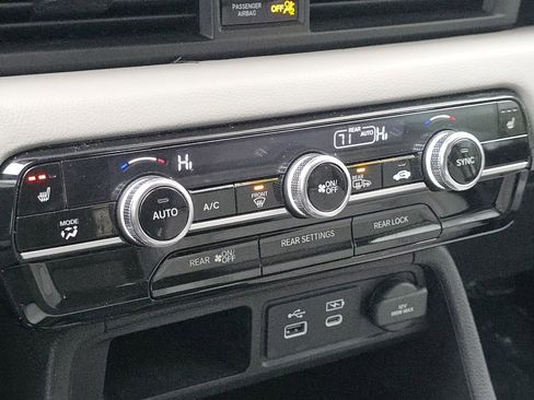 Used 2023 Honda Pilot EX-L image 23