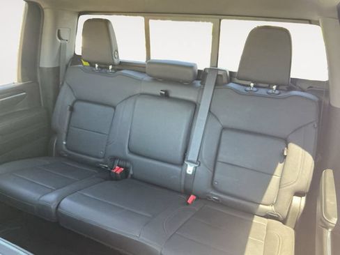 Used 2024 GMC Sierra 2500 SLT w/ SLT Premium Package AWD/4WD image 13