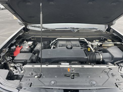 Certified 2023 Chevrolet Colorado LT w/ LT Convenience Package II AWD/4WD image 27