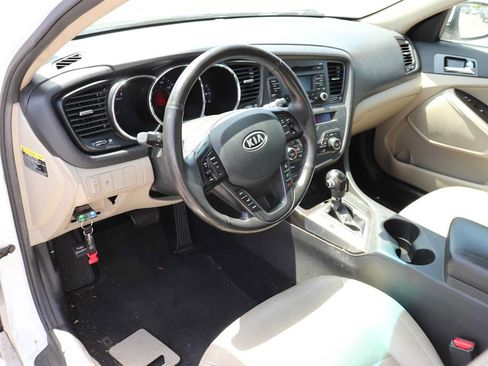Used 2012 Kia Optima EX FWD image 10