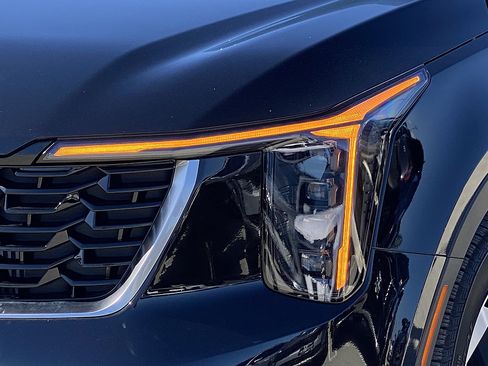 New 2026 Kia Sorento EX FWD image 8