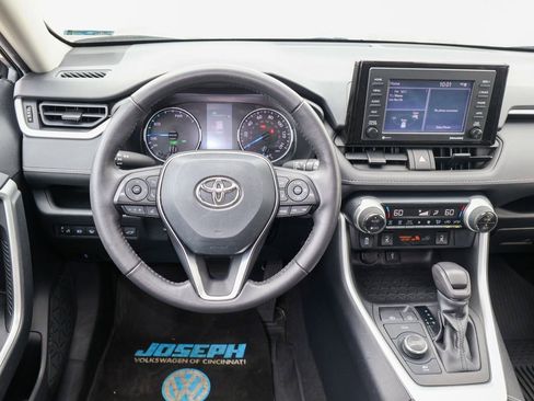 Used 2022 Toyota RAV4 XLE w/ Convenience Package AWD/4WD image 19