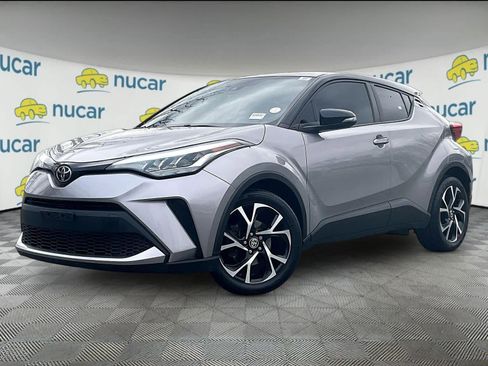 Used 2020 Toyota C-HR XLE image 3