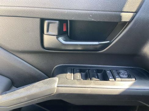 Used 2025 Toyota Tacoma SR RWD image 13