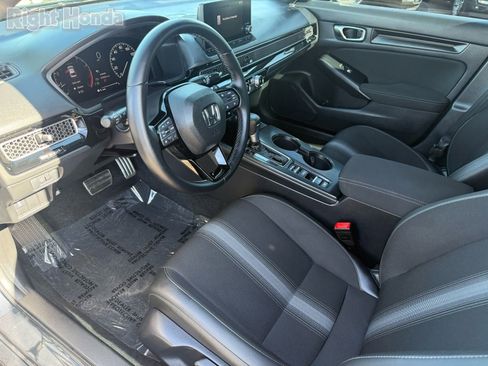 Certified 2025 Honda Civic Sport image 13