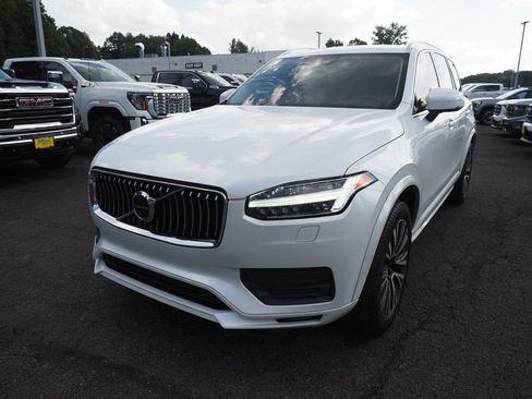 Used 2021 Volvo XC90 T5 Momentum w/ Protection Package Premier AWD/4WD image 1