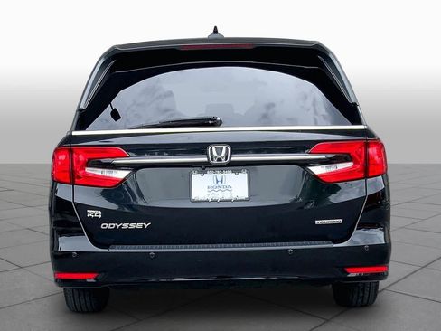 Used 2022 Honda Odyssey Touring image 5