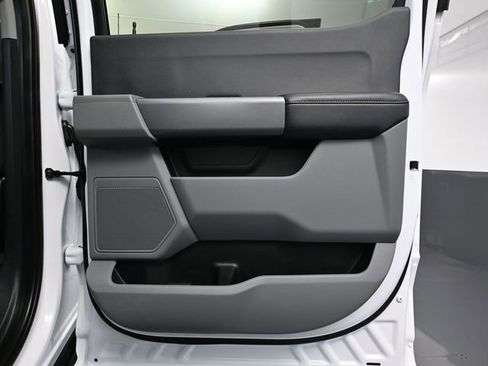 Used 2024 Ford F350 XLT w/ FX4 Off-Road Package image 40