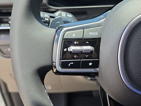 New 2026 Kia Carnival SX FWD image 31