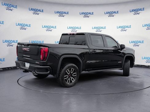 Used 2024 GMC Sierra 1500 AT4 w/ Technology Package image 4