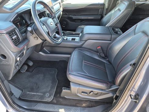 Used 2022 Ford Expedition Max Limited image 12