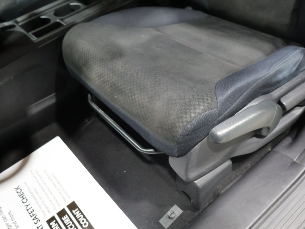 Used 2015 Honda CR-V LX image 11