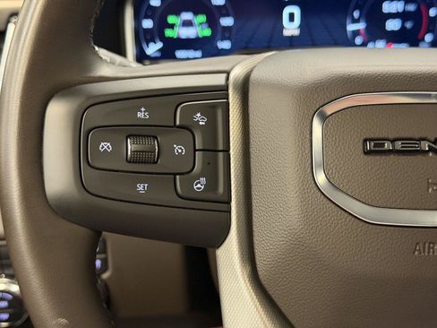 Used 2024 GMC Sierra 2500 Denali w/ Denali Reserve Package AWD/4WD image 16