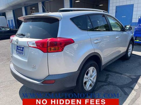 Used 2015 Toyota RAV4 LE AWD/4WD image 3