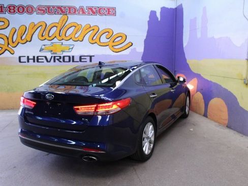 Used 2018 Kia Optima EX image 8