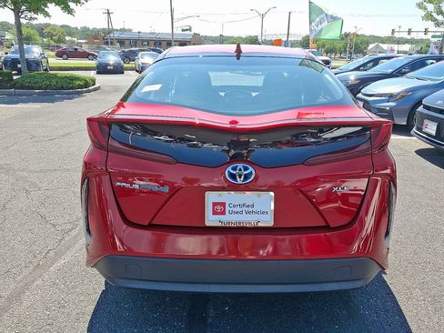 Certified 2020 Toyota Prius Prime XLE FWD image 5