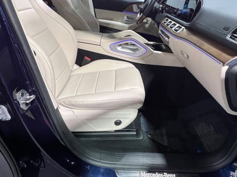 Used 2022 Mercedes-Benz GLS 450 4MATIC image 51