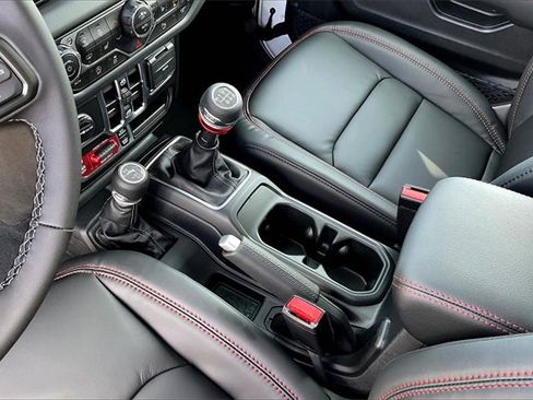 New 2025 Jeep Wrangler Unlimited Rubicon image 8